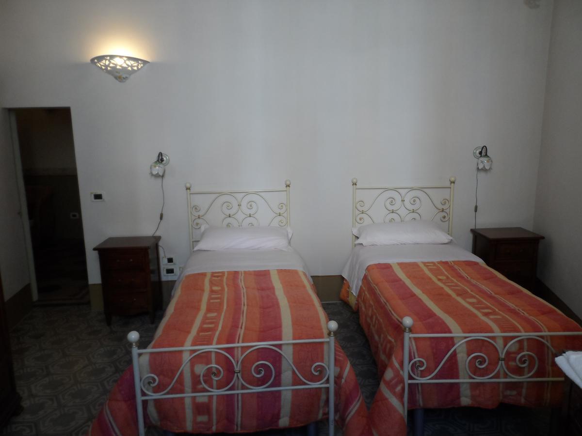 Dimora A Petritoli Hotel Bagian luar foto
